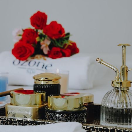Doubletree By Hilton Fujairah City المظهر الخارجي الصورة A set of skin care products