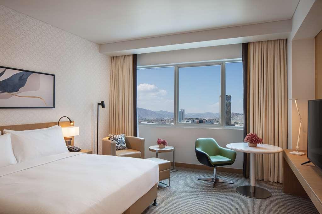 Doubletree By Hilton Fujairah City الغرفة الصورة