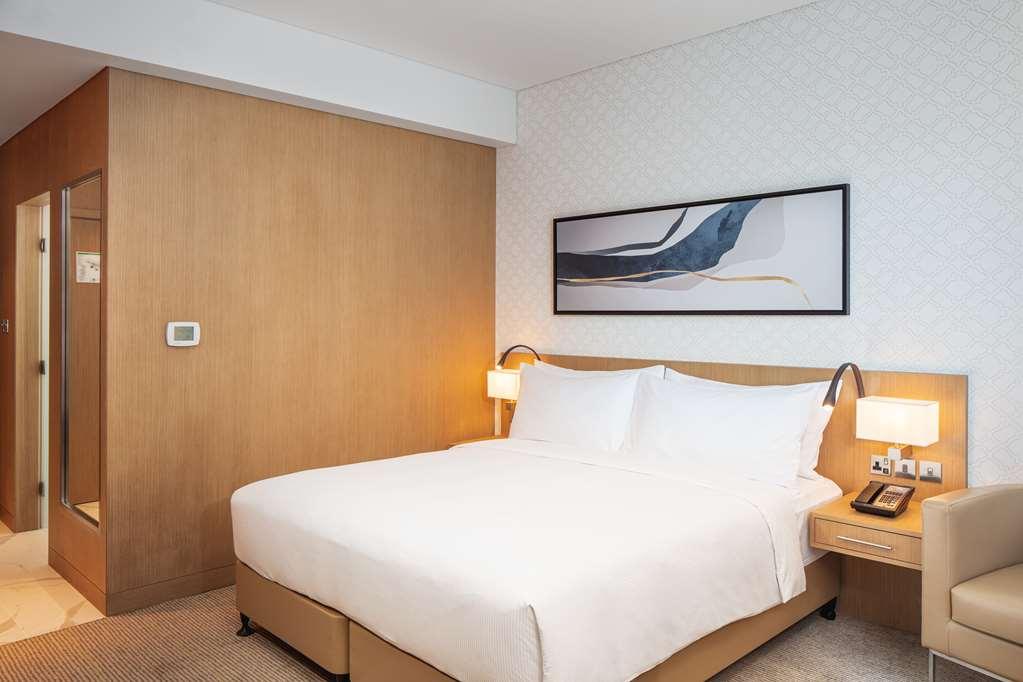 Doubletree By Hilton Fujairah City الغرفة الصورة