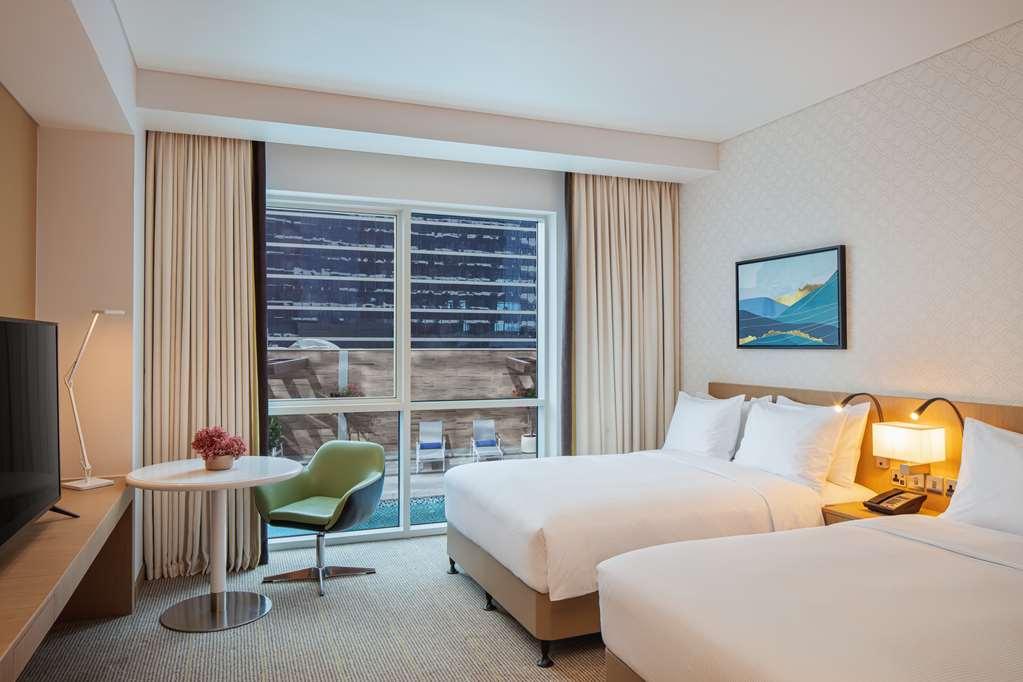 Doubletree By Hilton Fujairah City الغرفة الصورة