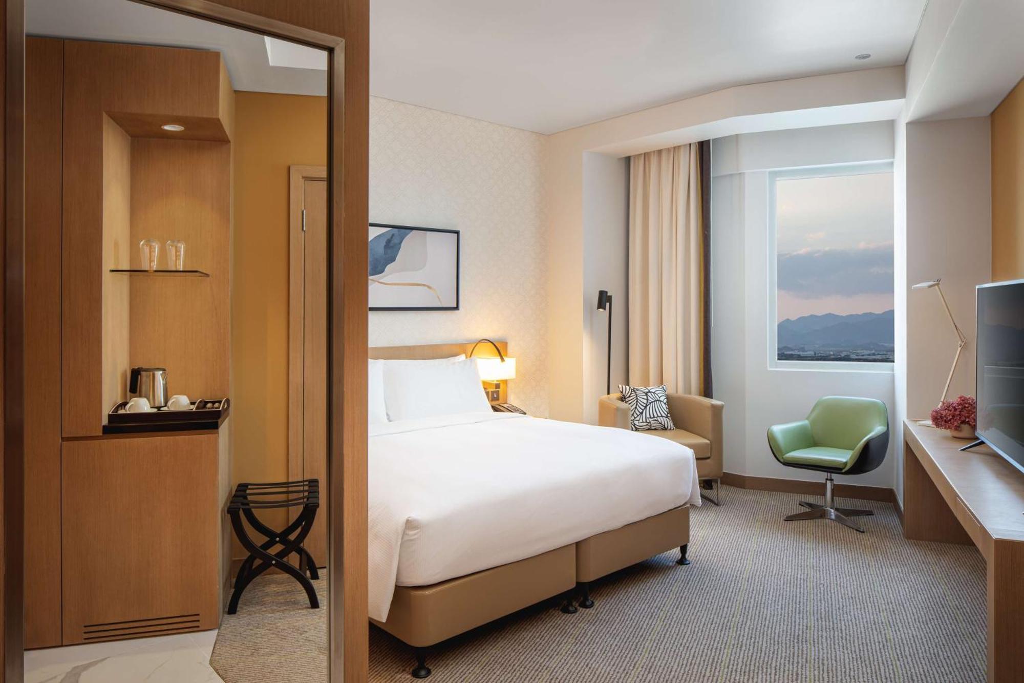 Doubletree By Hilton Fujairah City المظهر الخارجي الصورة