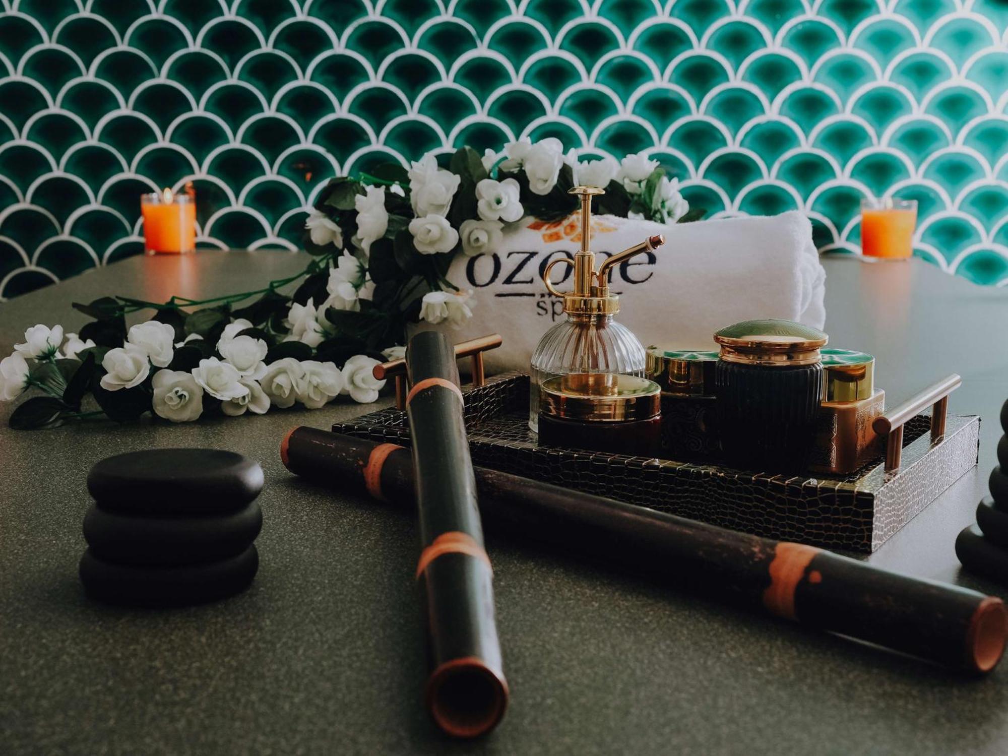 Doubletree By Hilton Fujairah City المظهر الخارجي الصورة A set of OZO